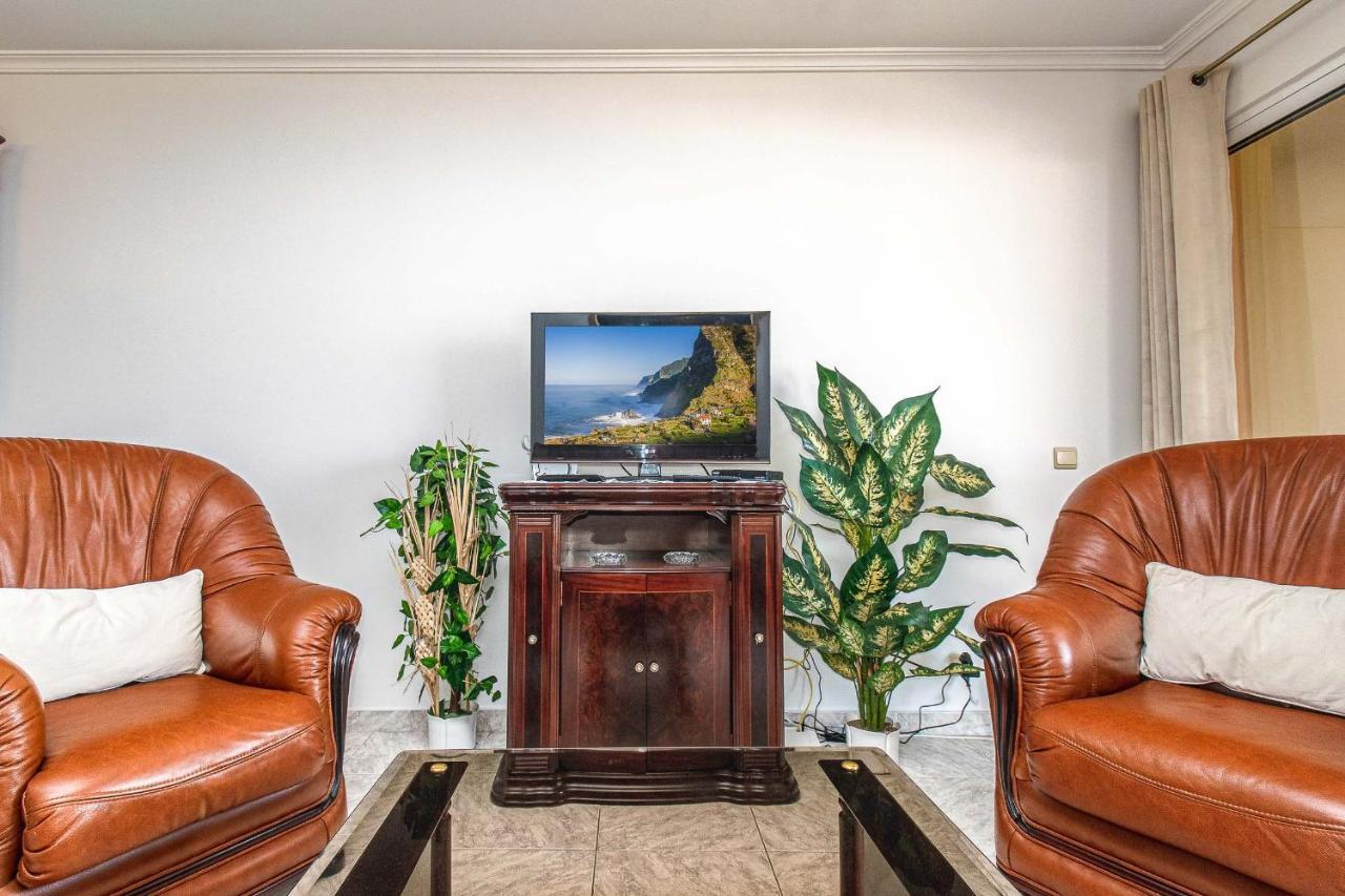Sea And Sunset View Apartment In Funchal Eksteriør bilde